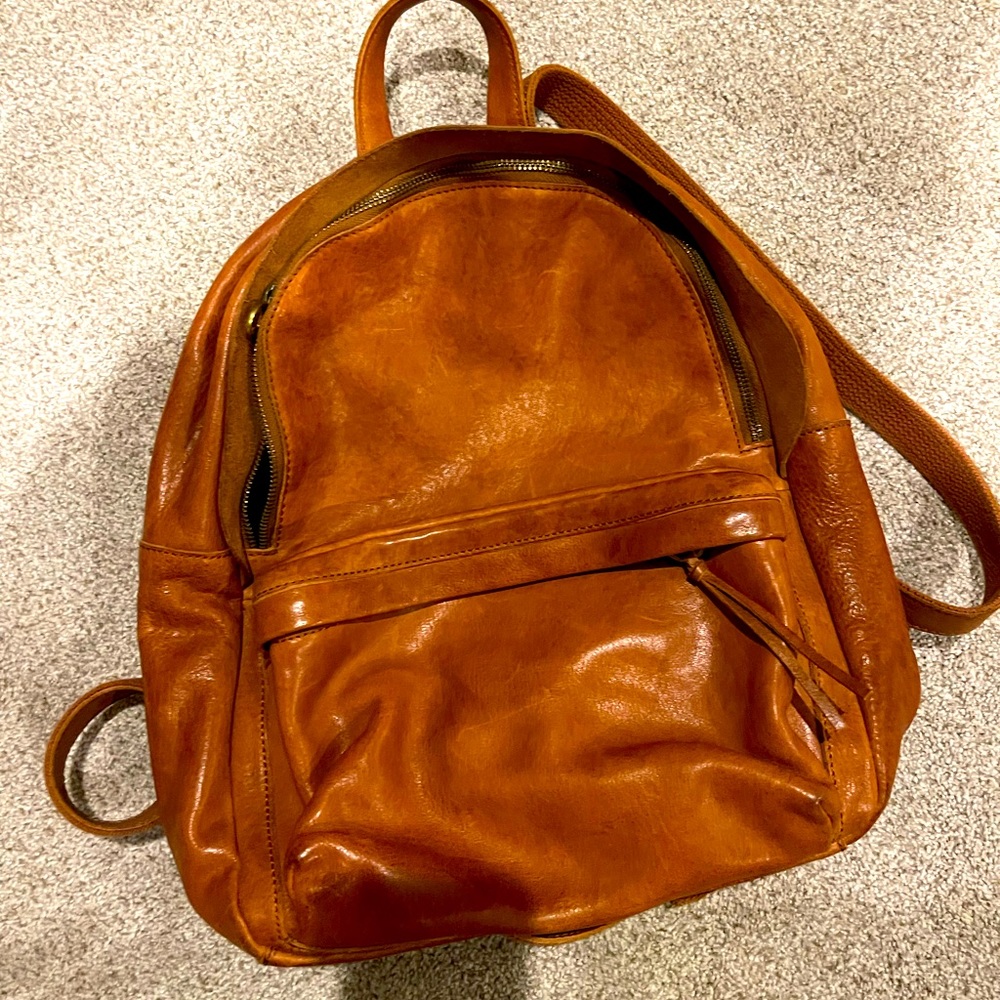 Madewell The Lorimer Backpack English Saddle, pre-owned. GUC to be safe